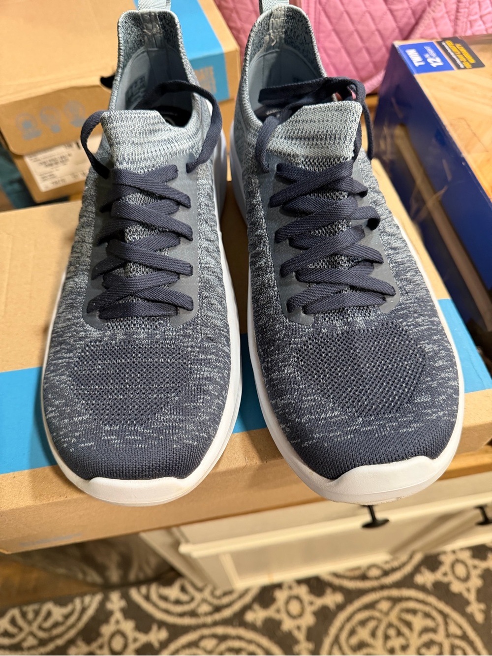 Shoe Box with Label - Picture 2 of 4